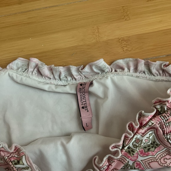 Vintage Juicy Couture low waisted pink patterned bikini bottoms - Picture 2 of 4